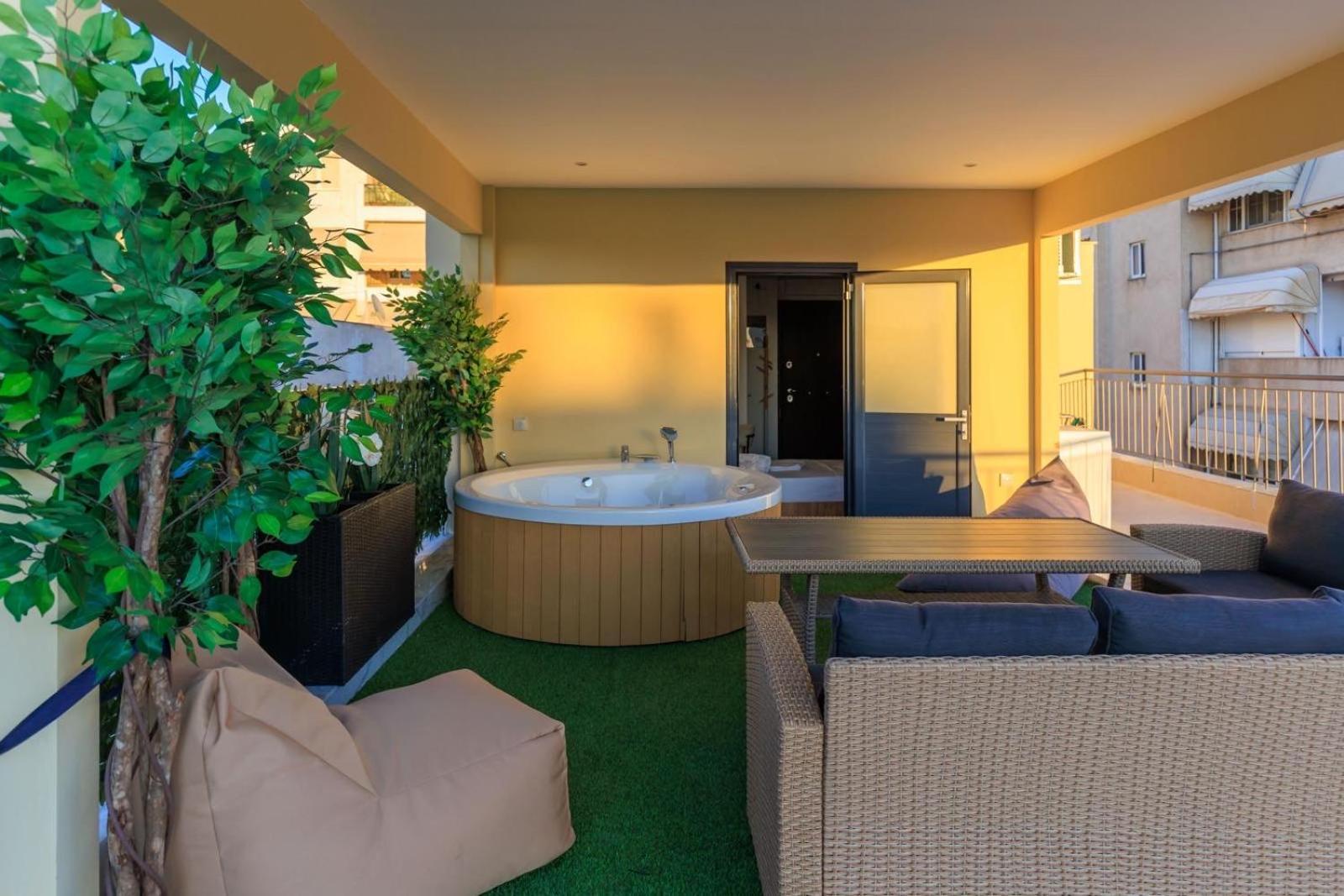 Aiolos Super Lux Suite Jucuzzi Nea Smyrni Centre Atina Dış mekan fotoğraf